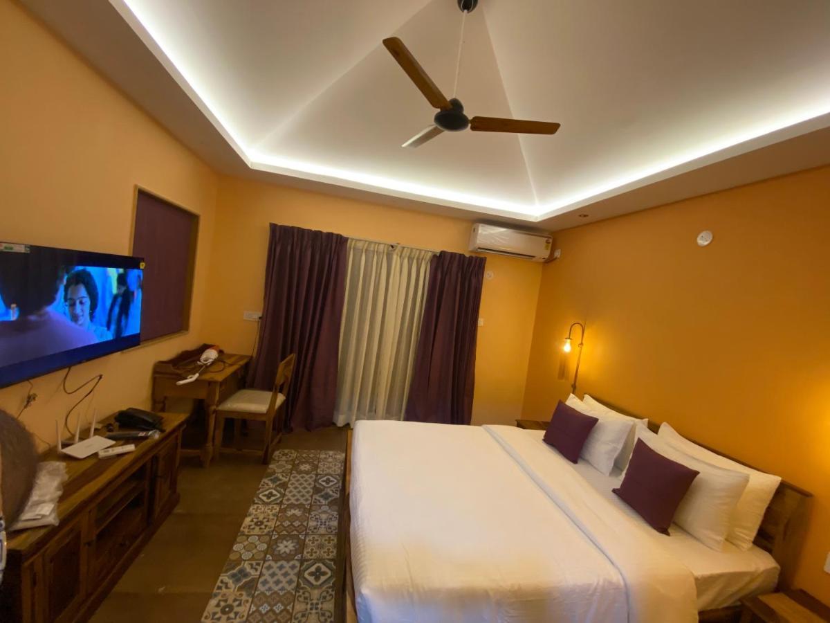 Atmani Waterfront Resort Cola Ngoại thất bức ảnh