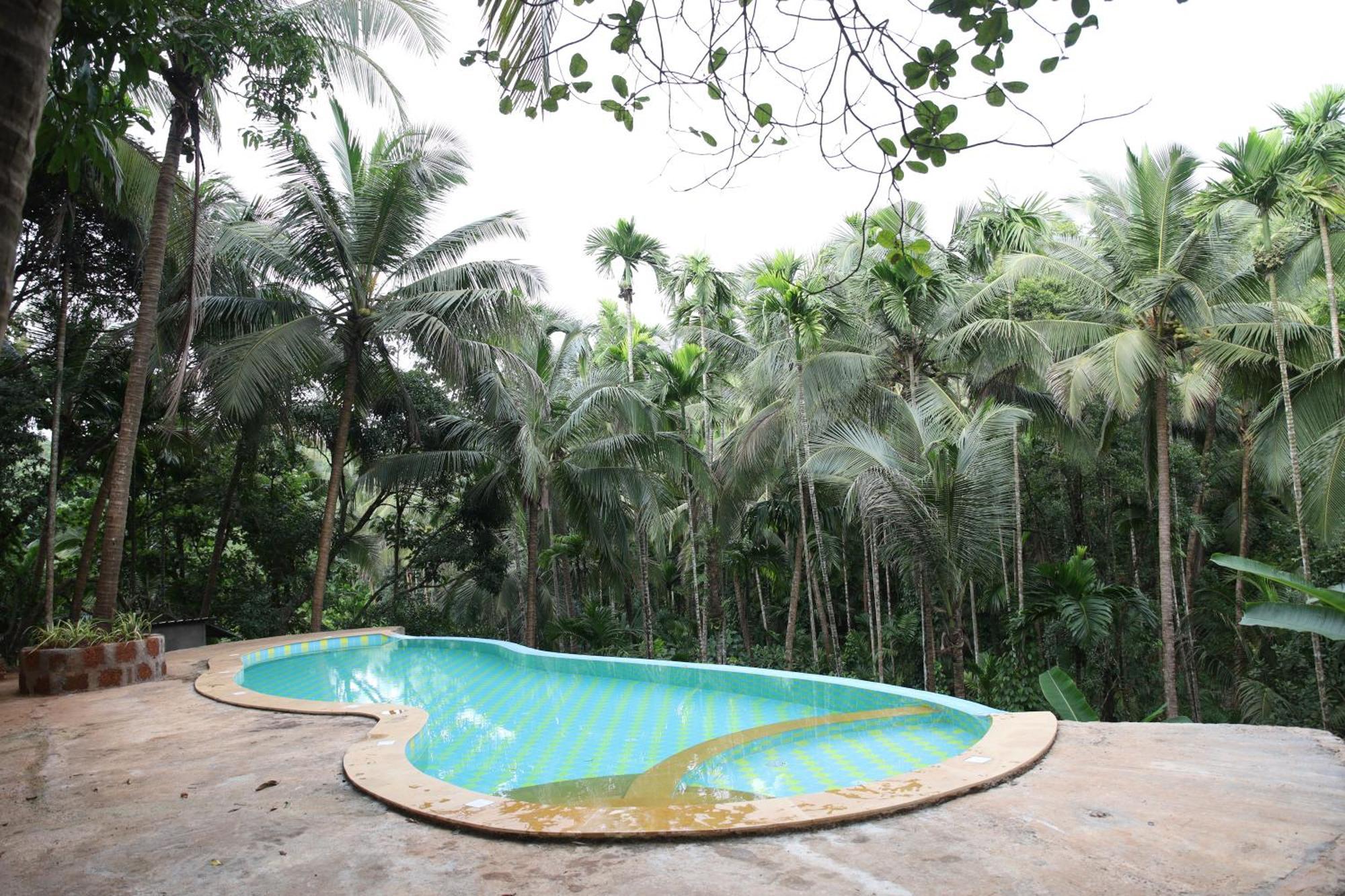 Atmani Waterfront Resort Cola Ngoại thất bức ảnh
